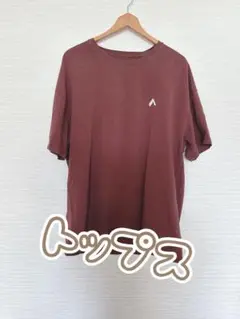 バーガンディ クルーネック Tシャツ ロゴ入り