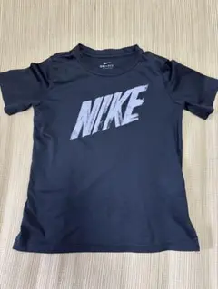 NIKETシャツ　ドライフィット　140