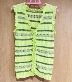Ray BEAMS ボーダーフリルベスト　ライム