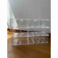 クリアプラスチック