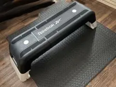 トレーニングベンチ　Reebok ホワイト