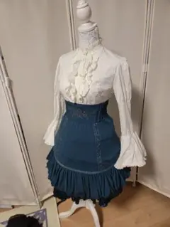 Ozz Oneste ハイウエスト裾プリーツ刺繍スカート
