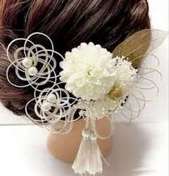 Item thumbnail for item f3fa4e10-fbd6-4d36-820f-67c1a1e598b7