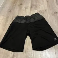 アディダス　トレーニングパンツ　xo