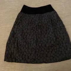 ホコモモラ スカート