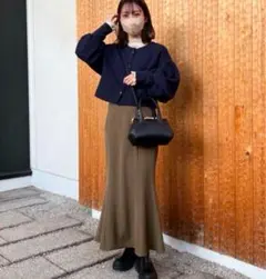 【新品未使用タグ付き】hinari バックスリットマーメイドスカート　ブラウン