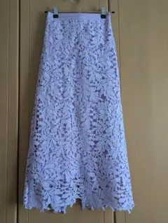 ラベンダーレースタイトスカート