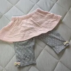 ピンクスカートとドットレギンスセット