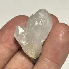 【秋田県産】　水晶原石　可愛い水晶！