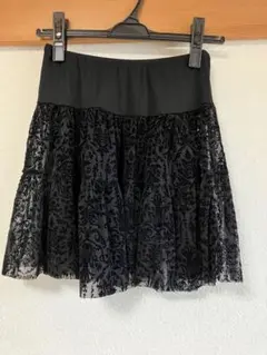 【週末値下げ】シルビア　バレエレーススカート M 黒