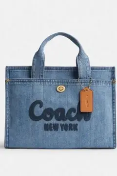 COACH コーチ　カーゴ トート34 デニムめるるさん着用モデル