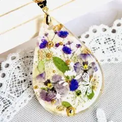 No.3000★ハンドメイド★新作♡大きめ♡フラワーレジンネックレス