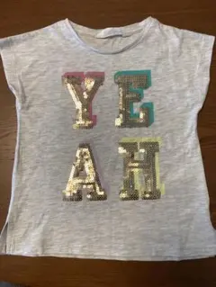 H&M スパンコール付きグレーTシャツ