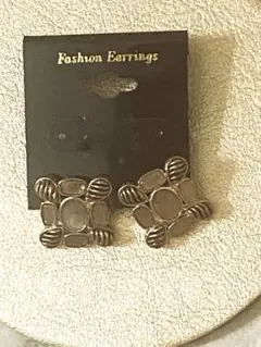 【新品 未使用】おしゃれ ピアス アクセサリー ファッション