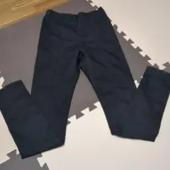 スキニーパンツ　1着