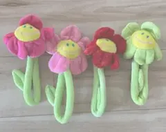 カラフルな花のぬいぐるみ 4つセット