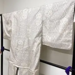 小紋　正絹　大島紬　白大嶋　唐花模様　変わり亀甲　幾何学　着物　081tz