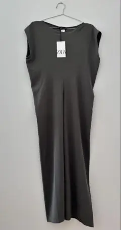 ZARA オリーブグリーン ノースリーブ ロングワンピース