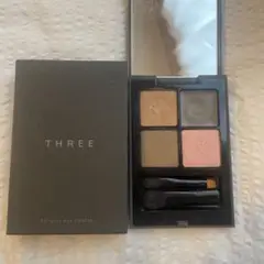 THREE 4Dプラスアイパレット