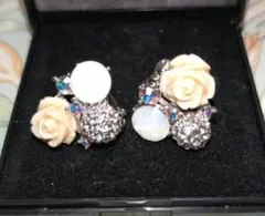 Item thumbnail for item 3fc2cf44-c3a3-4d25-84ea-349d2508c3d5