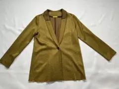ウールとアルパカの素材が入ったフランス製の着心地の良いお洒落なジャケットです。