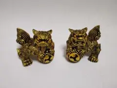 沖縄　球乗りシーサー　　置物