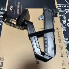 モニターアーム
