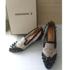 【希少 】Mihara Yasuhiro レース×エナメル パンプス　トゲ飾り