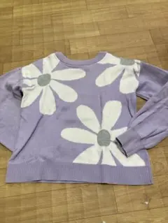 パープル×ホワイト　花柄セーター
