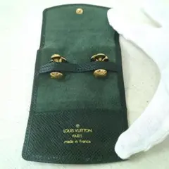 Item thumbnail for item ed11a1bc-ce53-49d0-b682-e610343fc3ee