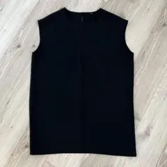 UNIQLO ノースリーブ