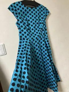 Dressystar ドレッシースター フレンチ袖ワンピース