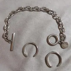 Item thumbnail for item b114b4c5-312e-41be-a3dd-051ff05b10d9