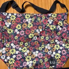 kiu ショルダーバッグ