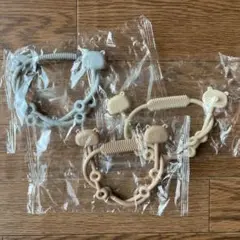 おしゃぶりホルダー　くまさん　3本セット　くすみカラー　トイホルダー　新品
