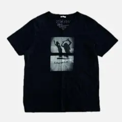 VネックTシャツ（217.NINA × GU）
