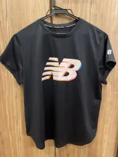 New Balance ブラック Tシャツ M