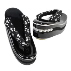 Item thumbnail for item 459d07e1-8aef-4fd4-b428-a4bb701267f4