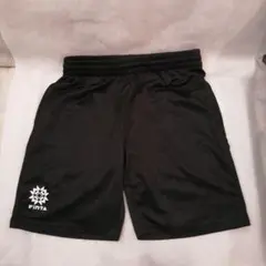 ニカ様用　FINTA ブラックハーフパンツ　160