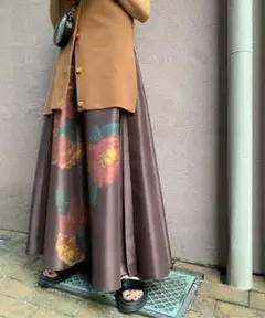 アメリ　ELLIE ASYMMETRY PLEATS SKIRT
