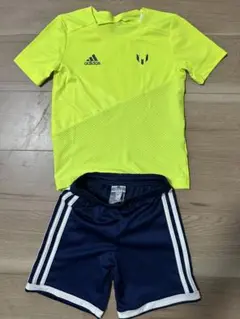 adidas 蛍光イエローシャツ ネイビーパンツ セット