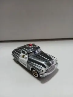 トミカカーズ　シュリフ【ピンストライプタイプ】