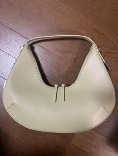 美品♡オソイ　TONI MINI ショルダーバッグ　ハーフムーン　黒　トニーミニ OSOI オソイ ハンドバッグ TONI MINI レディース レザー ミニ