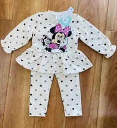 新品♡サイズ 90♡ミニー長袖パジャマ　フリルキルト