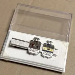 Item thumbnail for item d12560af-8ea9-4750-850f-3a5f5678e0a8
