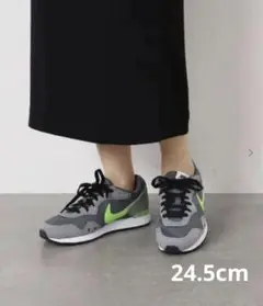 deuxieme classe 新品未使用品 NIKE スニーカー
