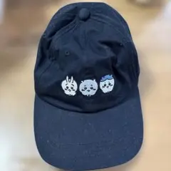 キャラクター刺繍 黒キャップ