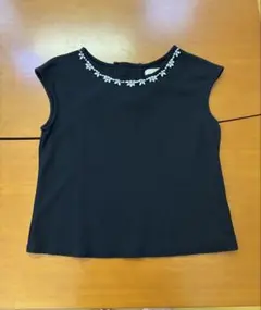 アラマンダ　allamanda ビジュー付きブラック半袖トップス ブラック