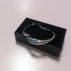 青色ストーン付きシルバーバングル