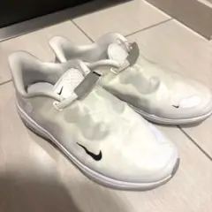 Nike React ホワイト ゴルフシューズ　スパイクレス